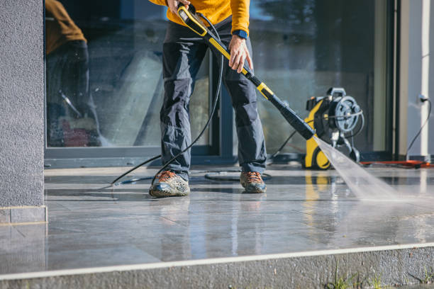 Best Patio and Deck Pressure Washing  in De Leon Springs, FL